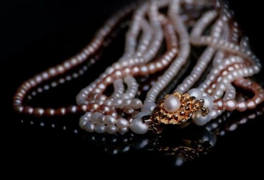 Como saber se uma corrente é de ouro ou banhada